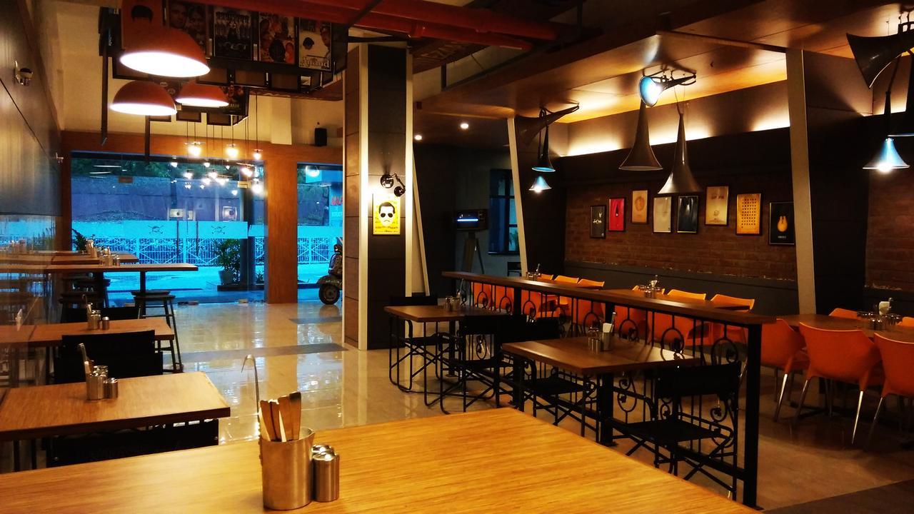 波罗麦克斯酒店 贾巴尔普尔 外观 照片