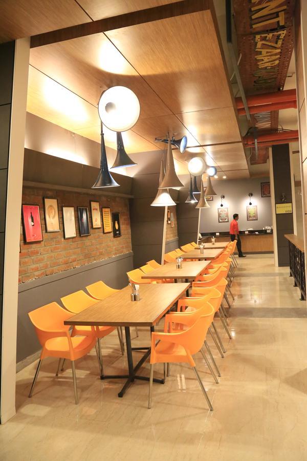 波罗麦克斯酒店 贾巴尔普尔 外观 照片